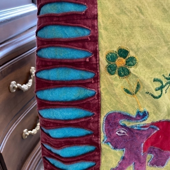 Nepalese Boho Crossbody Sac - Picture 15 of 16